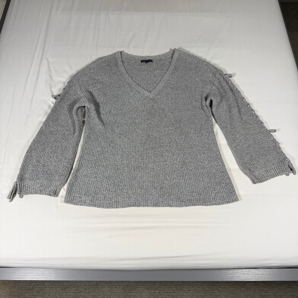 American Eagle Gray Ribbed V-Neck Sweater Lace Up Sleeve Detail Large